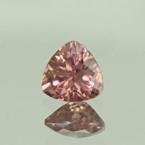 RoseZircon trill 6.4mm 1.38cts H zn7290
