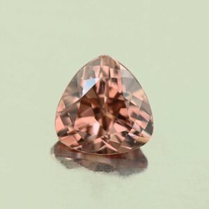 RoseZircon trill 7.0mm 1.89cts H zn7256