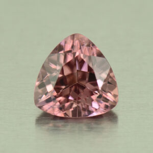 RoseZircon trill 9.0mm 3.73cts H zn5518