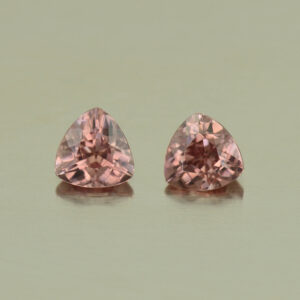 RoseZircon trill pair 5.0mm 1.30cts H zn5239