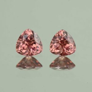 RoseZircon trill pair 5.5mm 1.69cts H zn7212