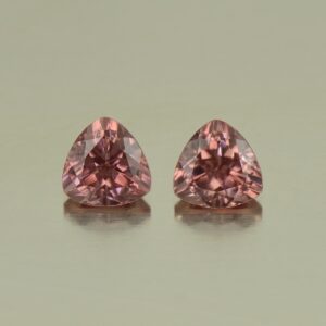 RoseZircon trill pair 5.5mm 1.96cts H zn5251