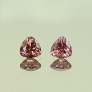 RoseZircon trill pair 6.5mm 2.94cts H zn3108