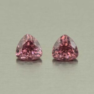 RoseZircon trill pair 6.5mm 2.97cts H zn5431