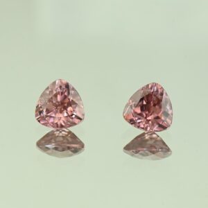 RoseZircon trill pair 7.0mm 3.49cts H zn7298