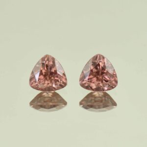 RoseZircon trill pair 7.0mm 3.62cts H zn5437