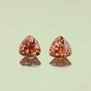 RoseZircon trill pair 8.1mm 5.29cts H zn3101