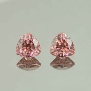 RoseZircon trill pair 8.5mm 6.42cts H zn5451