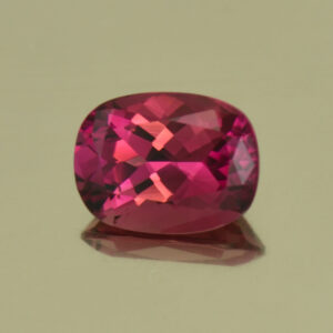 Rubellite cush 8.4x6.3mm 1.54cts N tm770