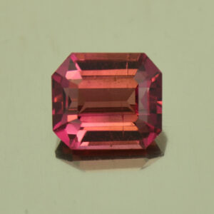 Rubellite eme cut 6.7x5.9mm 1.24cts N tm1538