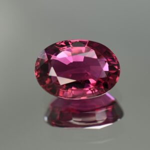 Rubellite oval 12.4x8.8mm 4.80cts tm1126