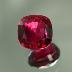 Rubellite sq cush 9.0mm 4.37cts tm1106