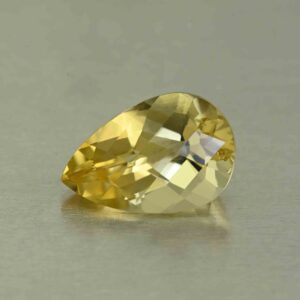 Scapolite ch pear 15.0x9.9mm 5.52cts N sc130
