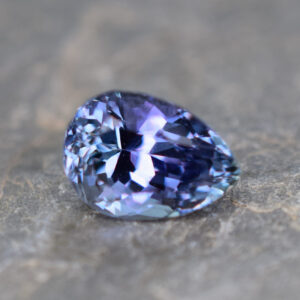 Tanzanite pear 9.5x6.7mm 2.65cts H tz213 crop