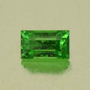 Tsavorite bag 4.0x2.4mm 0.22cts N ts518