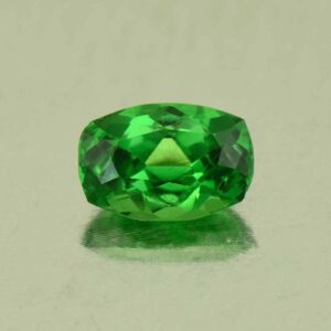 Tsavorite cush 5.5x3.7mm 0.44cts N ts536