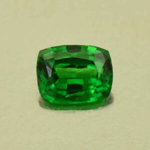 Tsavorite cush 5.6x4.4mm 0.57cts N ts539