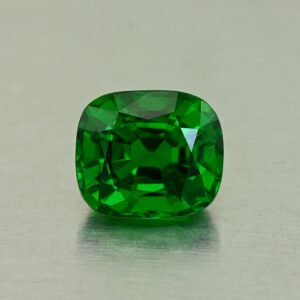 Tsavorite cush 8.8x7.6x5.6mm 2.62cts N ts688 a SOLD