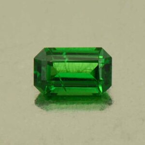 Tsavorite eme cut 4.1x2.5mm 0.20cts N ts567