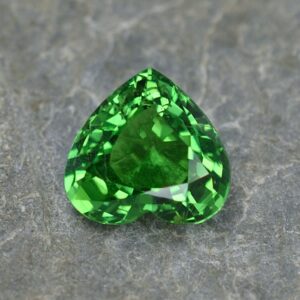 Tsavorite heart 9.4x8.8mm 3.17cts b ts224 SOLD