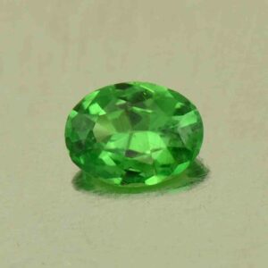 Tsavorite oval 5.2x4.0mm 0.32cts N ts575