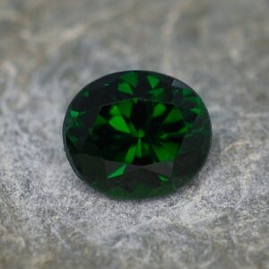 Tsavorite oval 7.1x6.3mm 1.52cts ts296