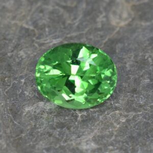 Tsavorite oval 8.5x6.9mm 2.36cts N ts120 SOLD
