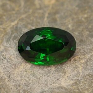 Tsavorite oval 8.7x5.7mm 1.67cts ts164