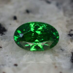 Tsavorite oval 8.9x5.7mm 2.04cts ts333