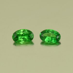 Tsavorite oval pair 6.0x4.0mm 0.88cts N ts311