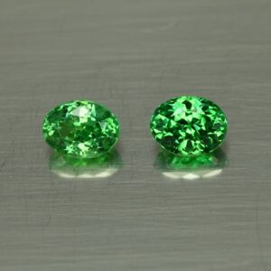 Tsavorite oval pair 6.1x4.7mm 1.70cts ts355