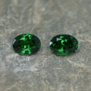 Tsavorite oval pair 7.5x5.5mm 2.70cts ts229 SOLD