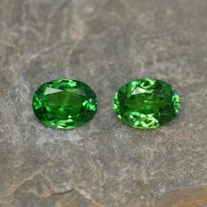 Tsavorite oval pair 9.2x6.9mm 4.11cts ts199 SOLD
