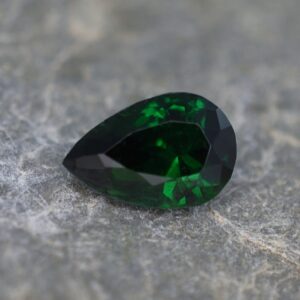 Tsavorite pear 9.4x6.2mm 2.23cts ts146