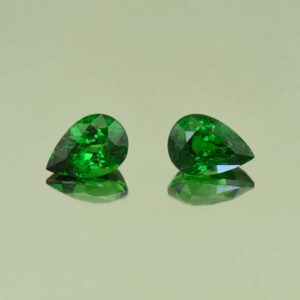 Tsavorite pear pair 9.4x6.5mm 4.31cts N ts678 SOLD