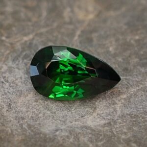 Tsavorite pearshape 8.9x5.2mm 1.44cts ts232 SOLD