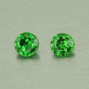 Tsavorite round pair 3.6 3.7mm 0.40cts N ts386