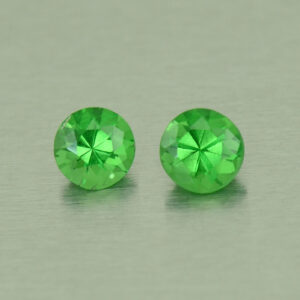 Tsavorite round pair 3.7 3.8mm 0.50cts N ts394
