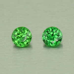 Tsavorite round pair 3.7mm 0.40cts N ts388