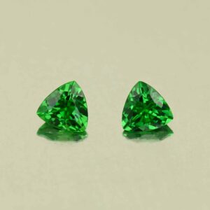 Tsavorite trill pair 3.5mm 0.35cts N ts693