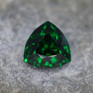 Tsavorite trillion 6.0mm 1.08cts ts279