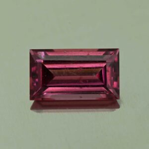 UmbaliteGarnet bag 7.8x4.4mm 1.14cts N ug1147