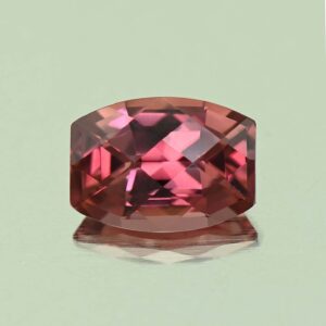 UmbaliteGarnet ch bar 7.0x5.1mm 1.17cts N ug958