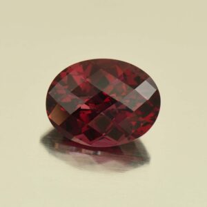 UmbaliteGarnet ch oval 12.4x9.6mm 6.32cts N ug740