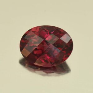 UmbaliteGarnet ch oval 13.1x10.1mm 7.06cts N ug741