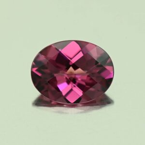 UmbaliteGarnet ch oval 9.2x7.0mm 1.95cts N ug970