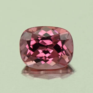 UmbaliteGarnet cush 5.0x4.0mm 0.52cts N ug979