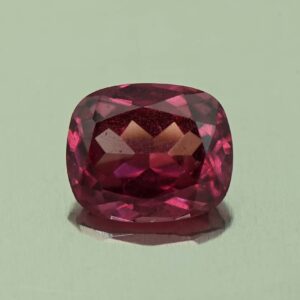 UmbaliteGarnet cush 7.0x5.8mm 1.23cts N ug1156