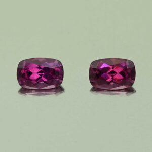 UmbaliteGarnet cush pair 6.0x4.0mm 1.31cts N ug984