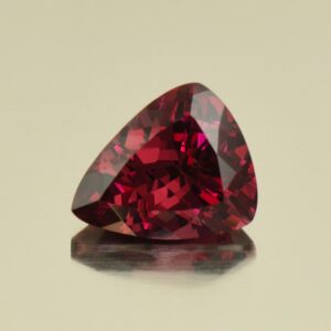 UmbaliteGarnet drop trill 11.0x9.0mm 4.07cts N ug748